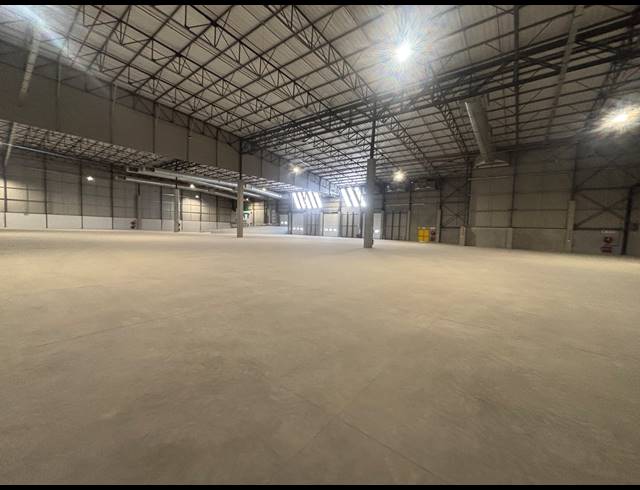 4,375M² WAREHOUSE TO LET IN BLACKHEATH INDUSTRIAL